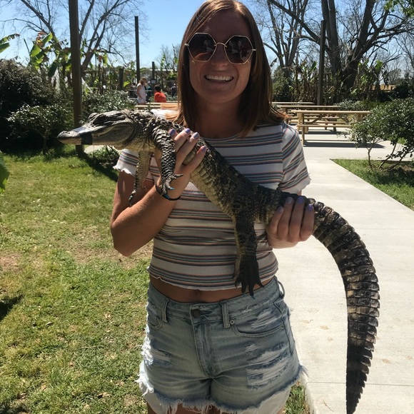 Meet your Posher, Lauren - Picture 14 of 16